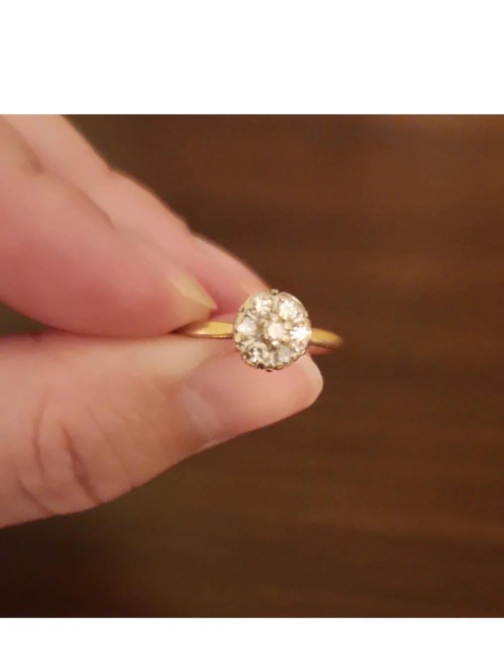 N/A elegant gold